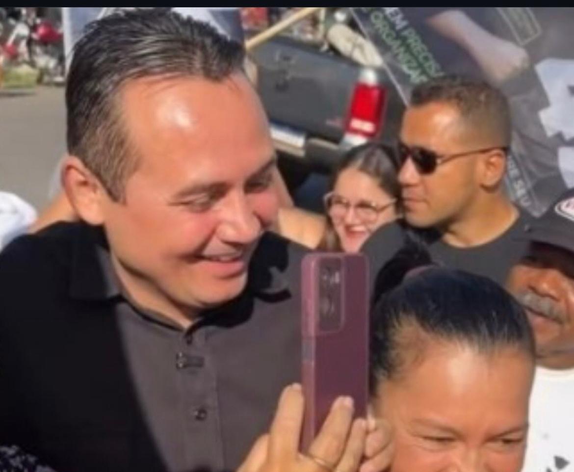 Charles Pessoa Candidato a Deputado Federal em ato de campanha