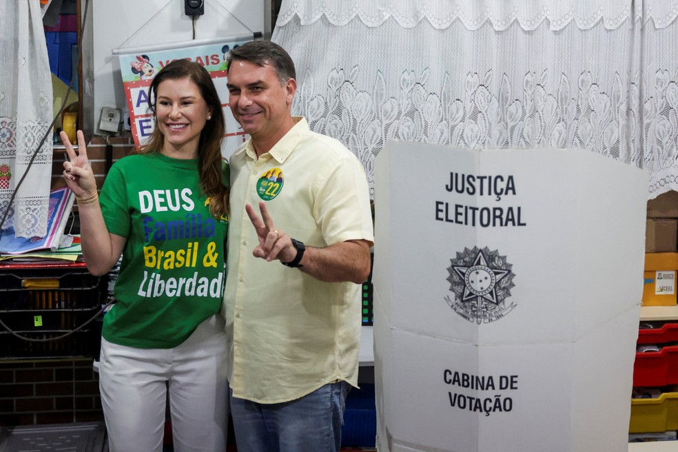 Flavio é sua esposa